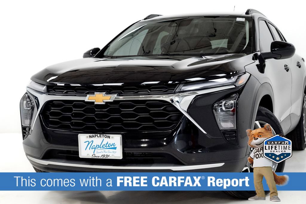 Used 2024 Chevrolet Trax LT w/ Driver Confidence Package FWD image 2
