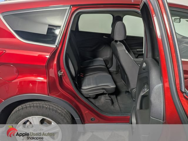 Used 2016 Ford Escape SE w/ SE Cold Weather Package AWD/4WD image 30