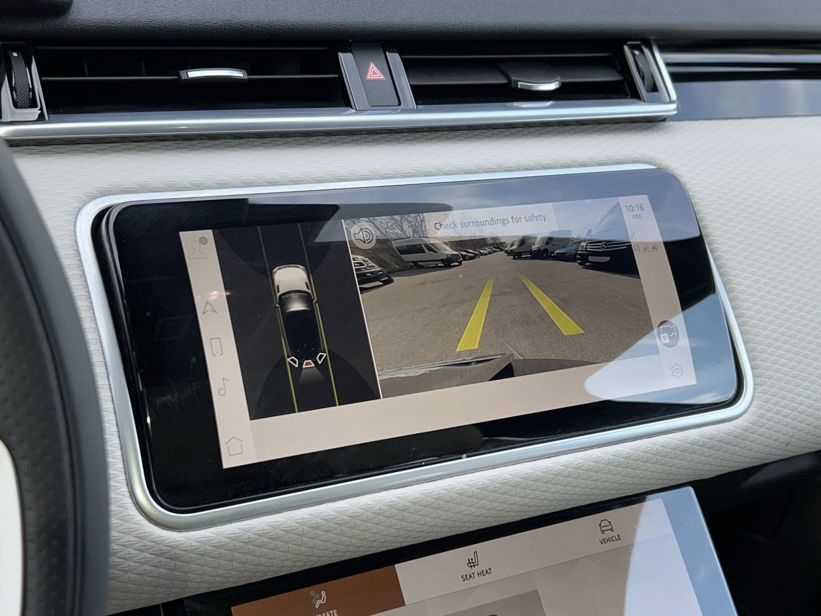 Used 2022 Land Rover Range Rover Velar R-Dynamic S AWD/4WD image 17