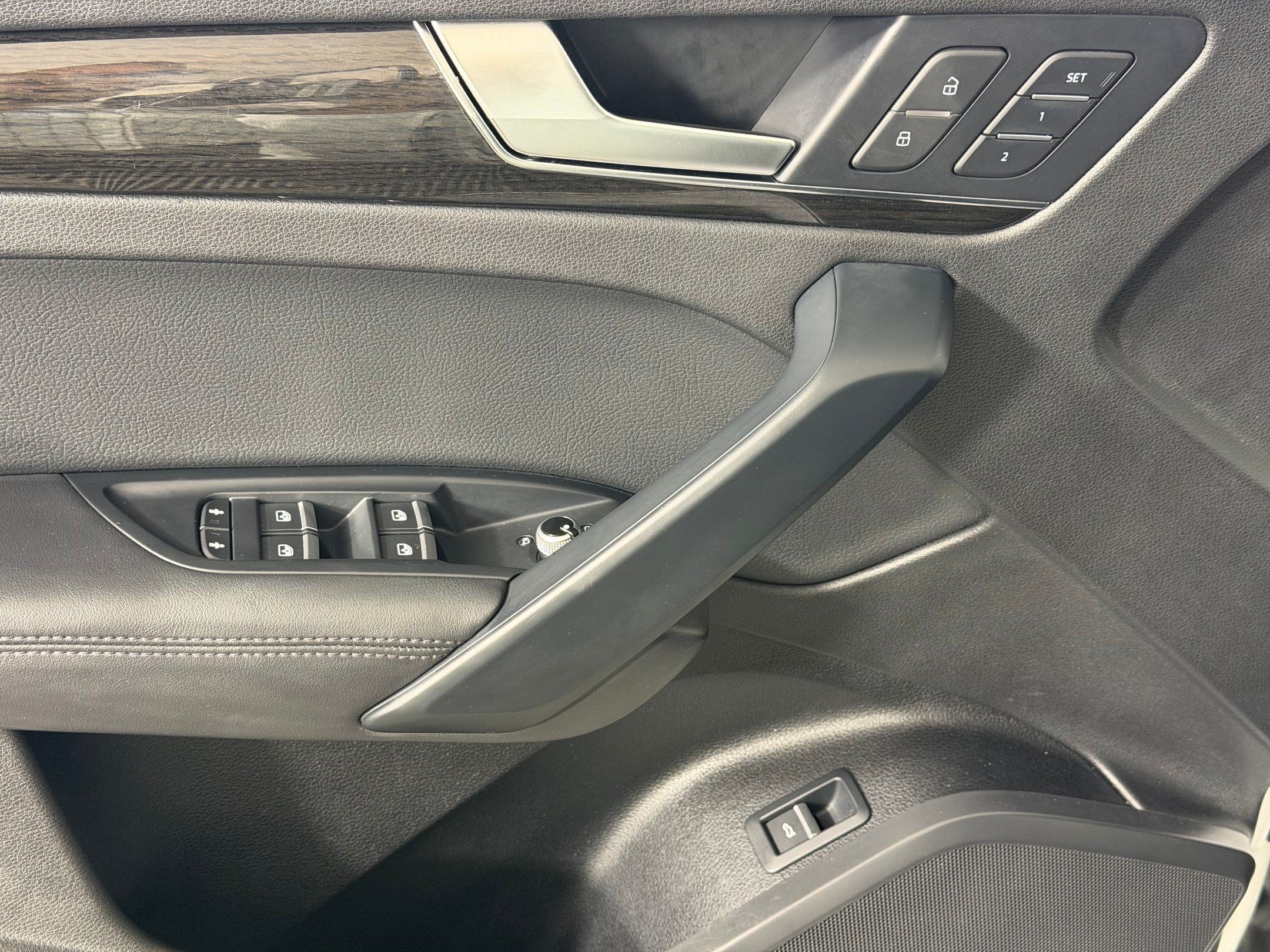 Used 2020 Audi Q5 2.0T Premium Plus AWD/4WD image 14