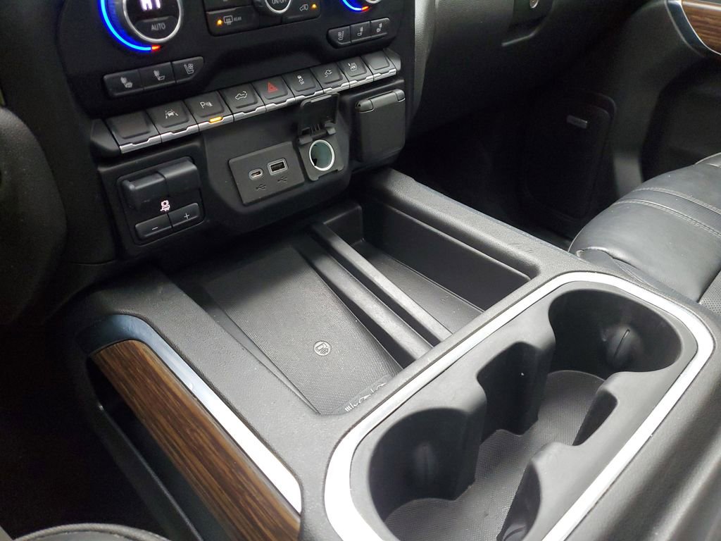 Used 2021 Chevrolet Silverado 1500 High Country image 24