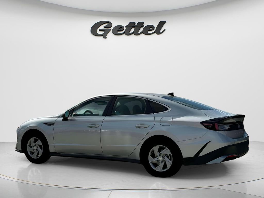 New 2025 Hyundai Sonata SE image 4