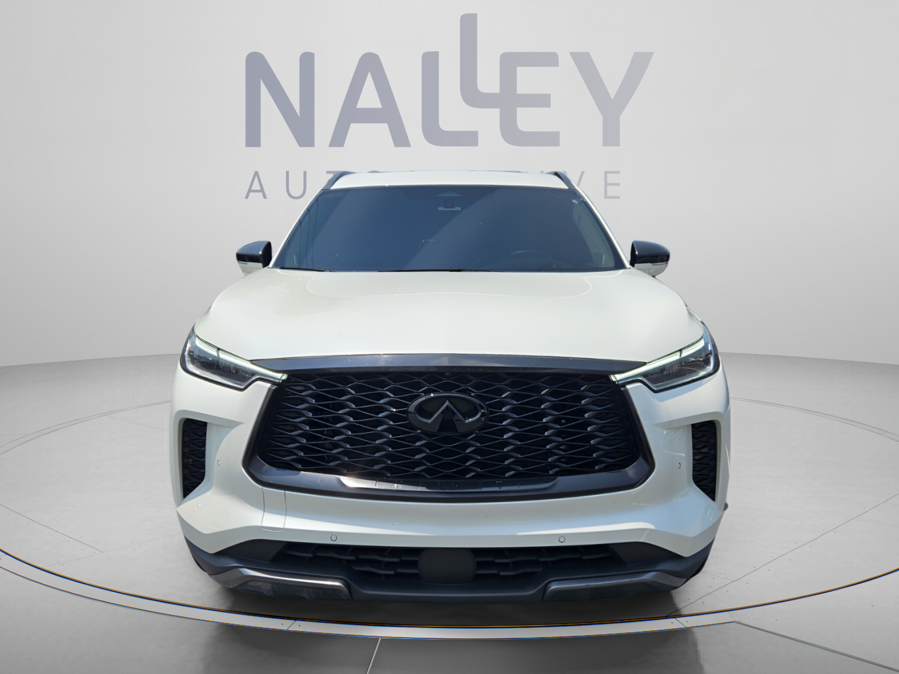 Used 2023 INFINITI QX60 Sensory w/ Vision Package AWD/4WD image 8