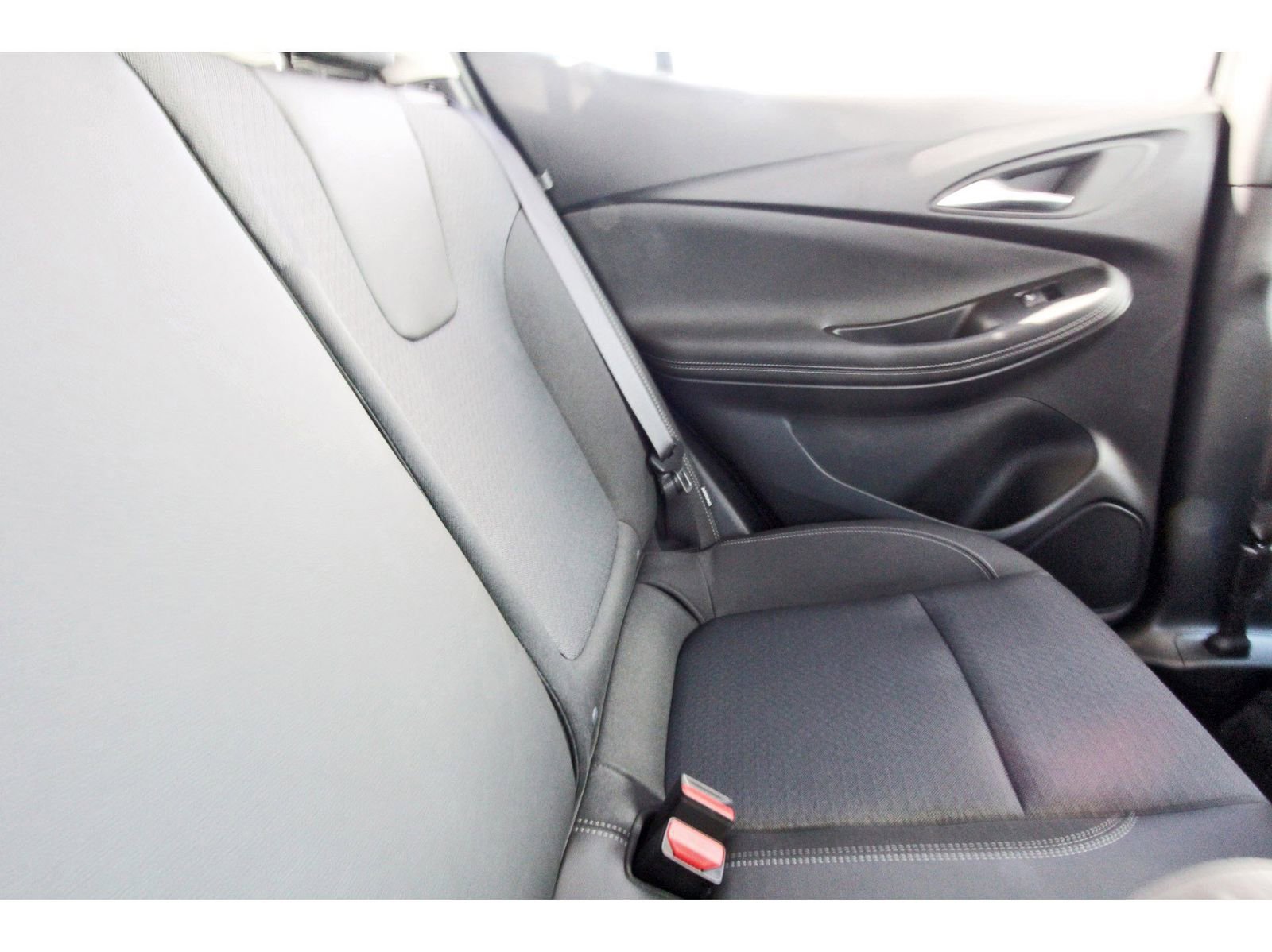 Used 2024 Buick Encore GX Preferred FWD image 16