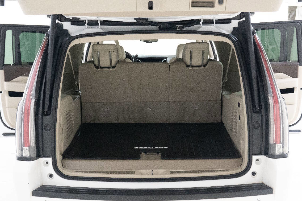 Used 2016 Cadillac Escalade ESV Premium AWD/4WD image 79