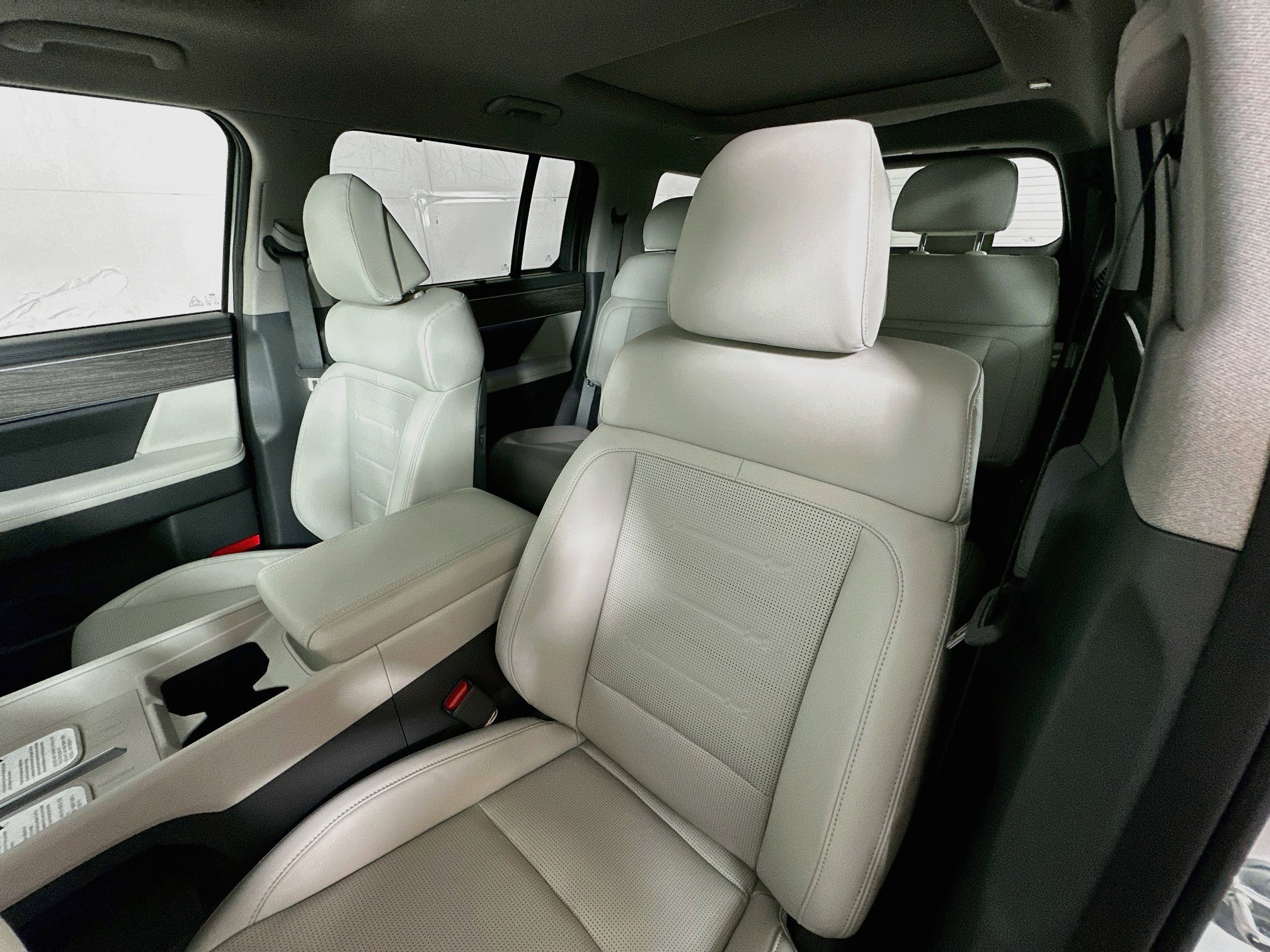 New 2027 Hyundai Santa Fe Limited AWD/4WD image 21
