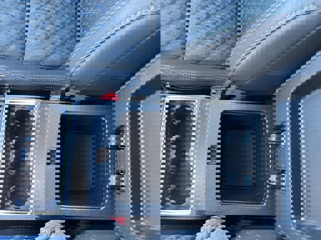 Used 2024 Mitsubishi Outlander SEL Black Edition image 22