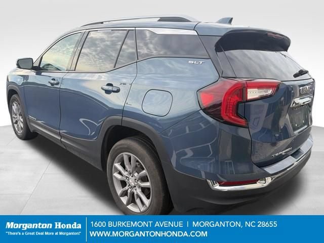 Used 2024 GMC Terrain SLT AWD/4WD image 5