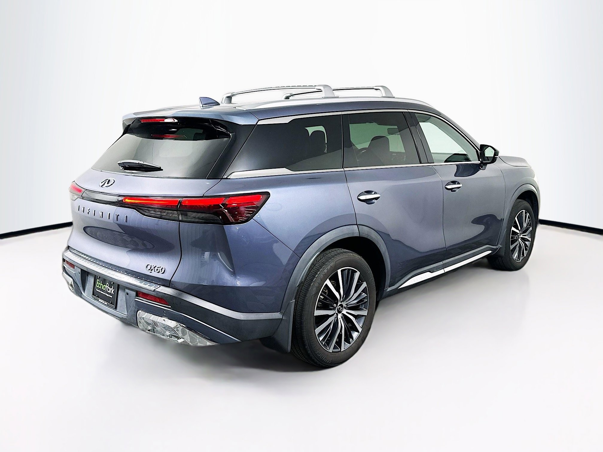 Used 2022 INFINITI QX60 Sensory w/ Vision Package FWD image 9