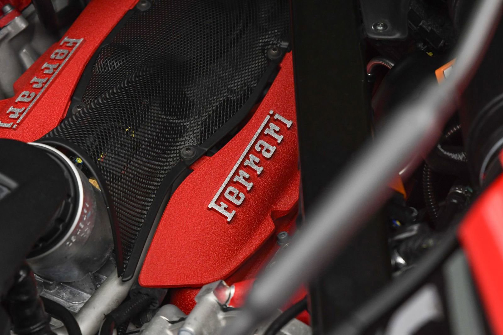 Used 2023 Ferrari SF90 Stradale image 32