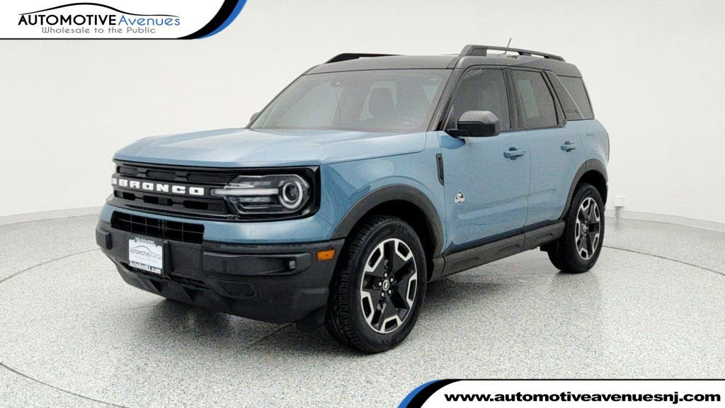Used 2021 Ford Bronco Sport Outer Banks image 1