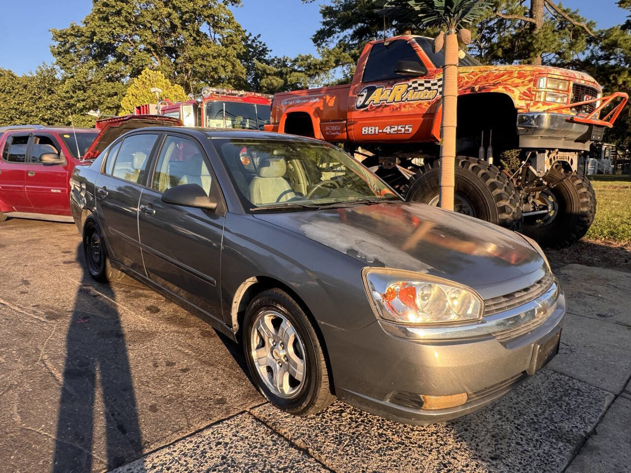 Used 2005 Chevrolet Malibu LT image 2
