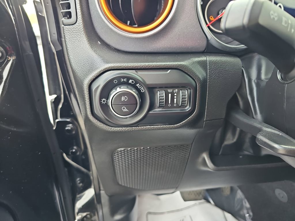 Used 2022 Jeep Gladiator Mojave w/ LED Lighting Group image 29