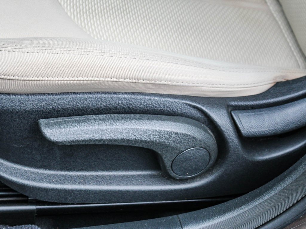 Used 2015 Hyundai Sonata SE image 19