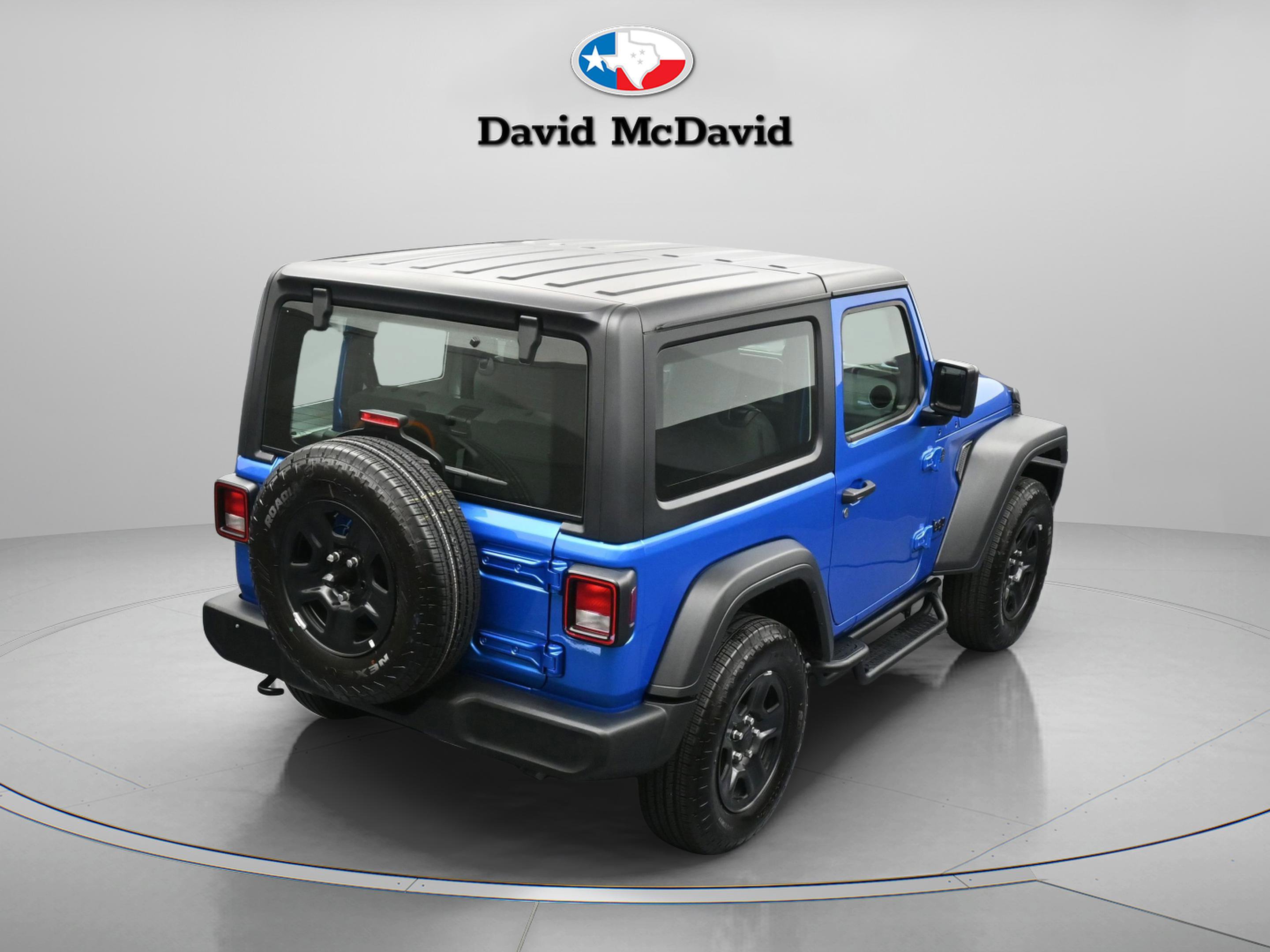 Used 2025 Jeep Wrangler Sport image 17