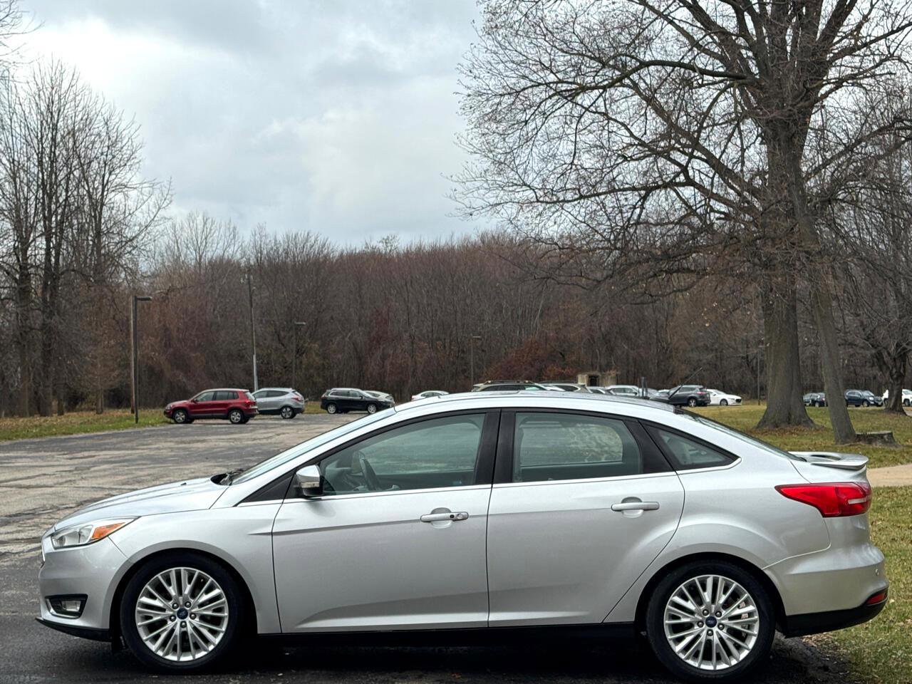 Used 2016 Ford Focus Titanium w/ Titanium Technology Package FWD image 14
