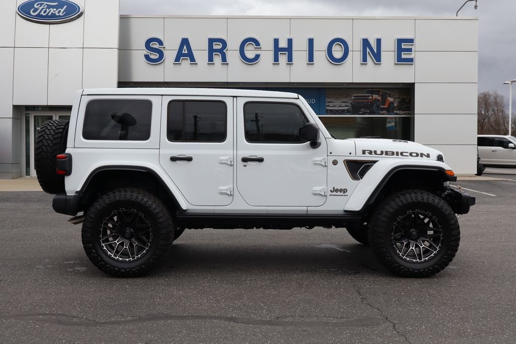 Used 2025 Jeep Wrangler Unlimited Rubicon 392 image 2
