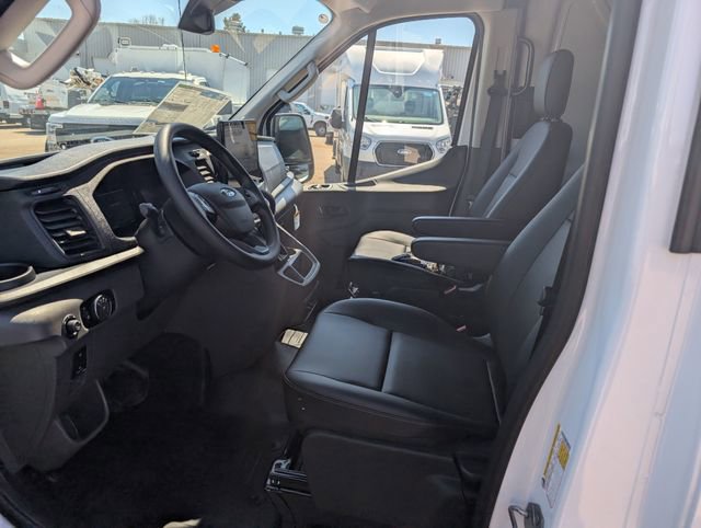 New 2026 Ford Transit 250 148 Medium Roof RWD image 12