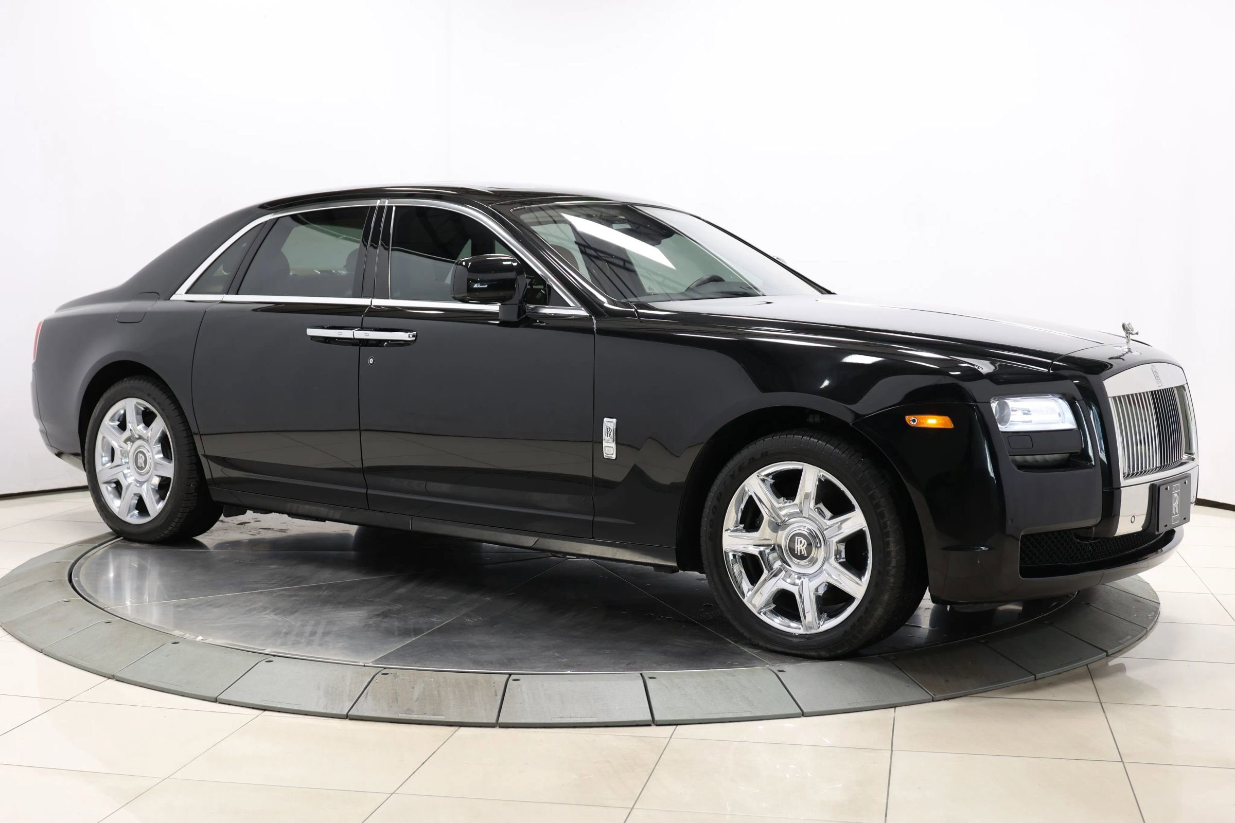 Used 2011 Rolls-Royce Ghost Sedan 4D image 93