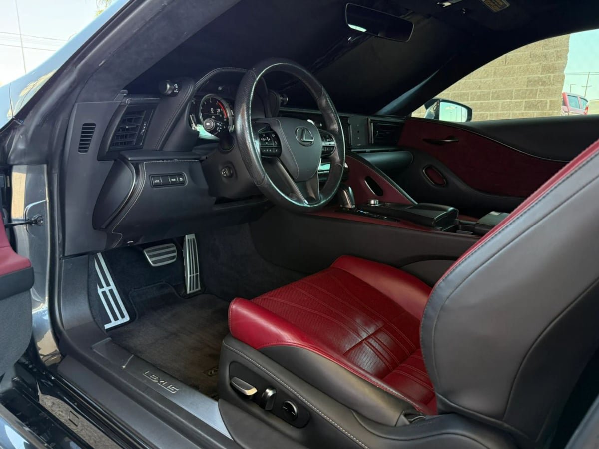 Used 2018 Lexus LC 500 Coupe w/ Touring Package RWD image 37