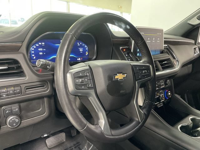 Used 2022 Chevrolet Tahoe LT w/ Luxury Package AWD/4WD image 16