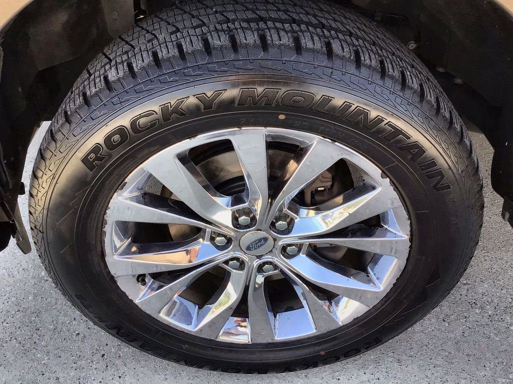 Used 2015 Ford F150 Lariat w/ Equipment Group 502A Luxury image 34