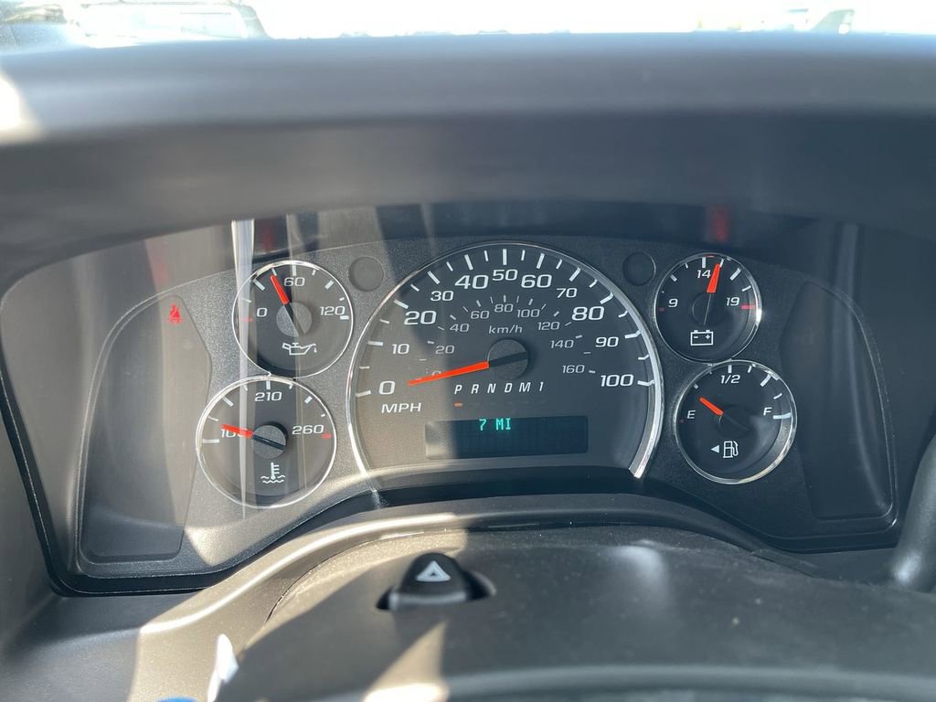 New 2025 Chevrolet Express 2500 w/ Driver Convenience Package RWD image 10