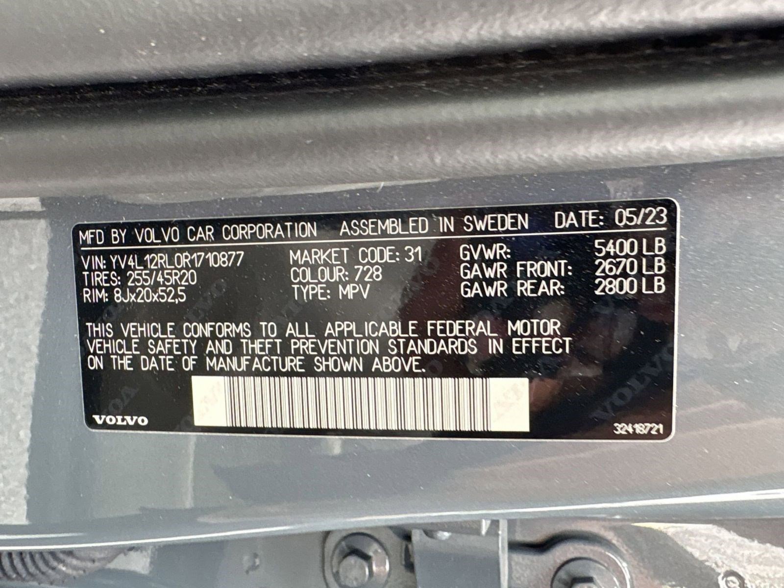 Certified 2024 Volvo XC60 B5 Plus image 18