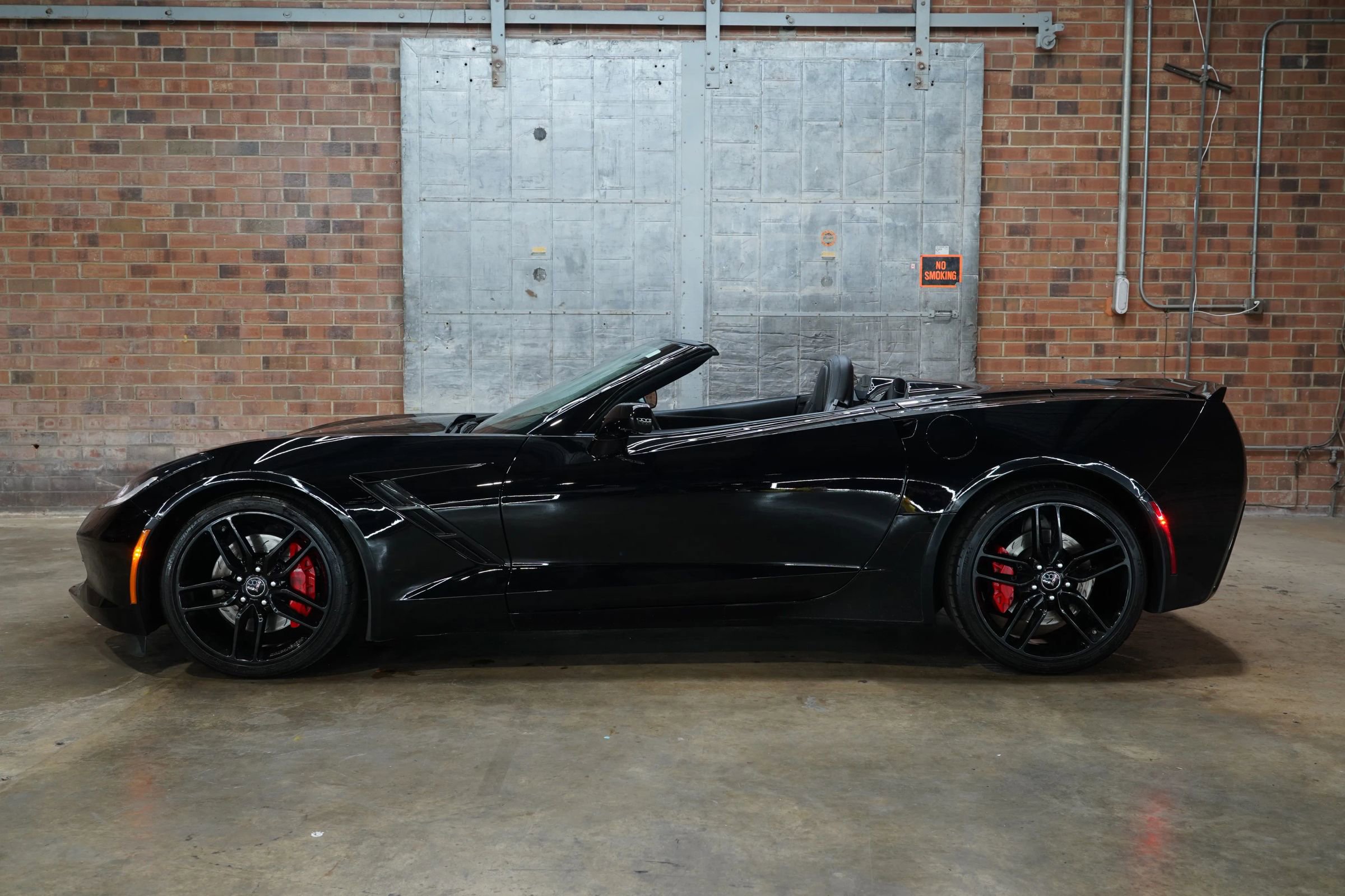 Used 2014 Chevrolet Corvette Stingray Convertible w/ 3LT Preferred Equipment Group RWD image 34