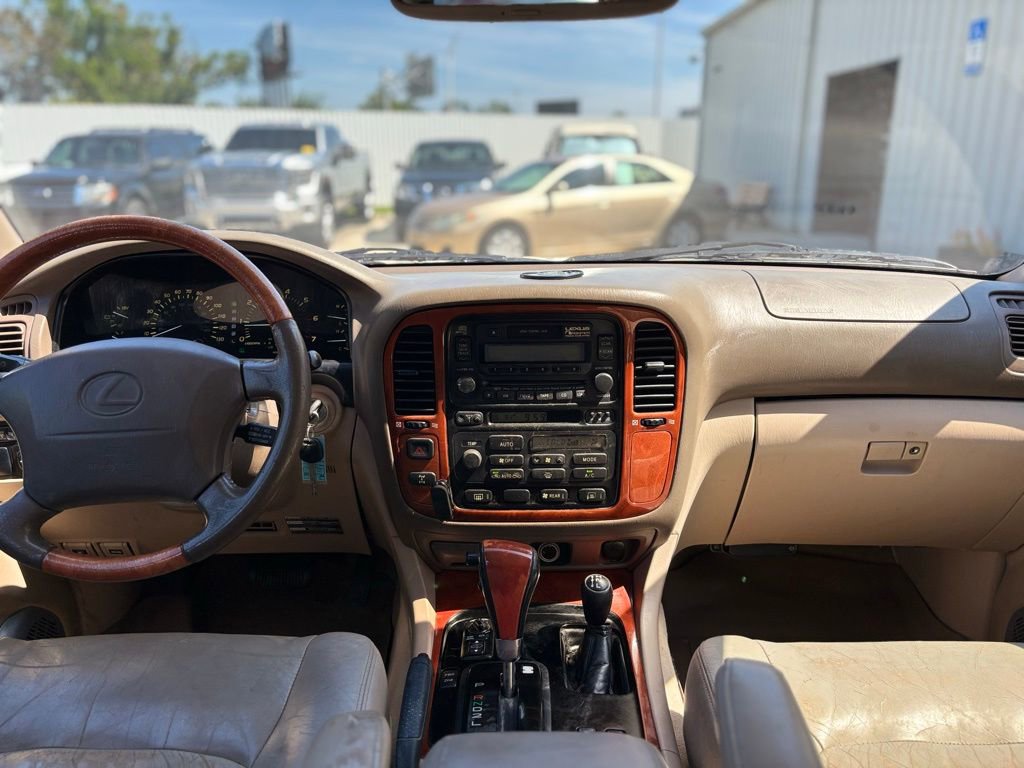 Used 2000 Lexus LX 470 4WD image 19