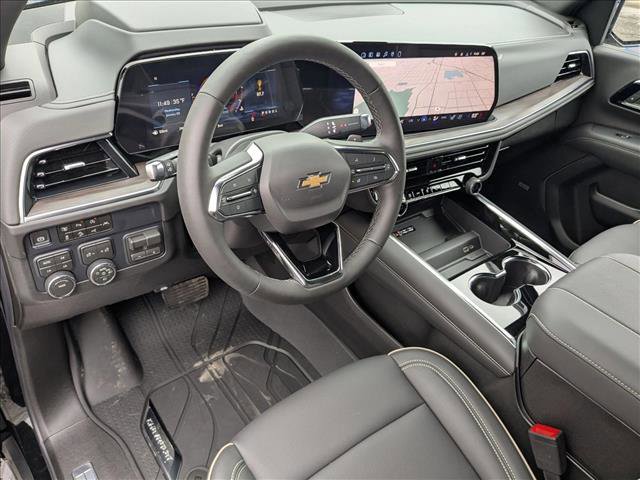 New 2026 Chevrolet Suburban Premier image 3