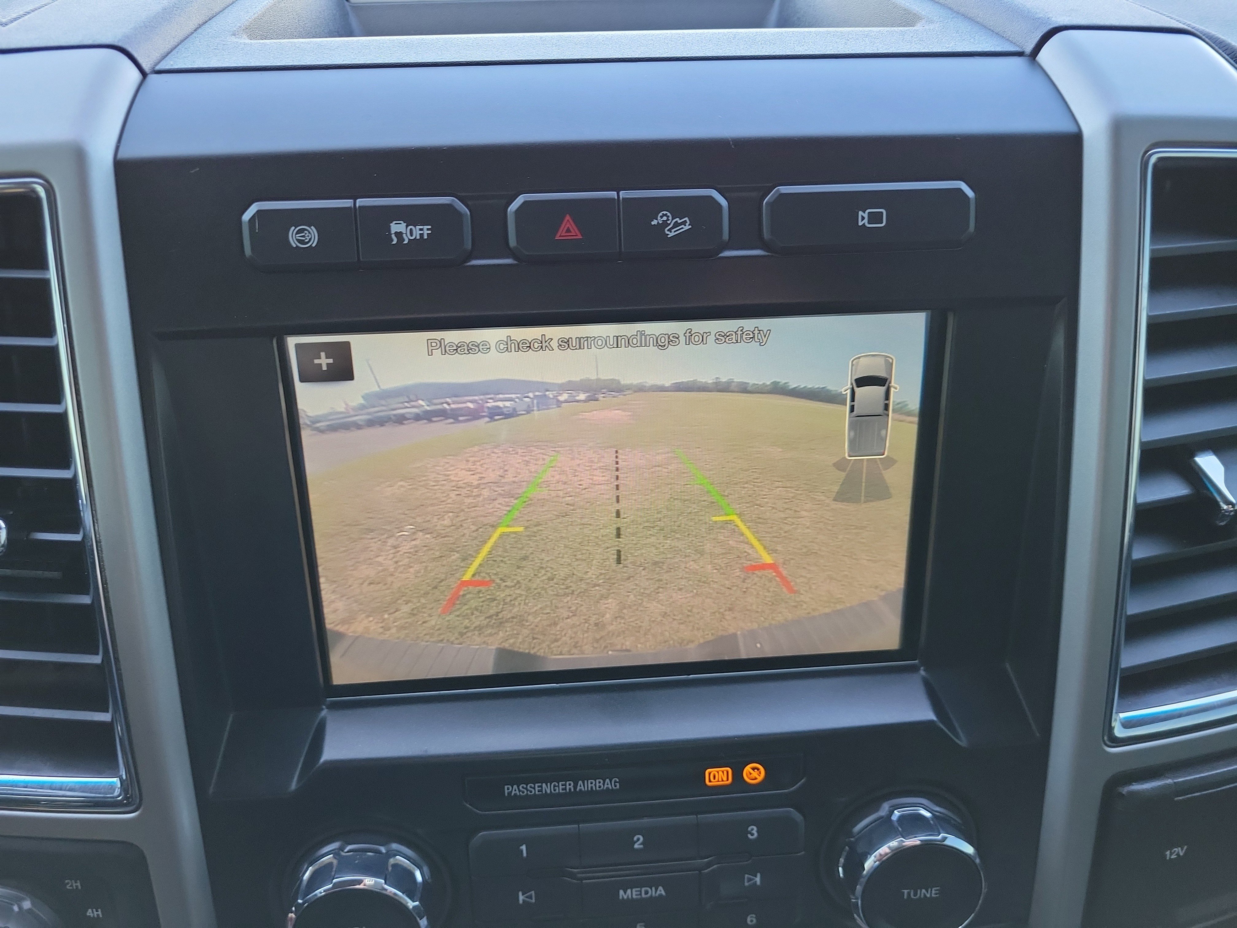 Used 2018 Ford F250 Lariat w/ Chrome Package AWD/4WD image 15