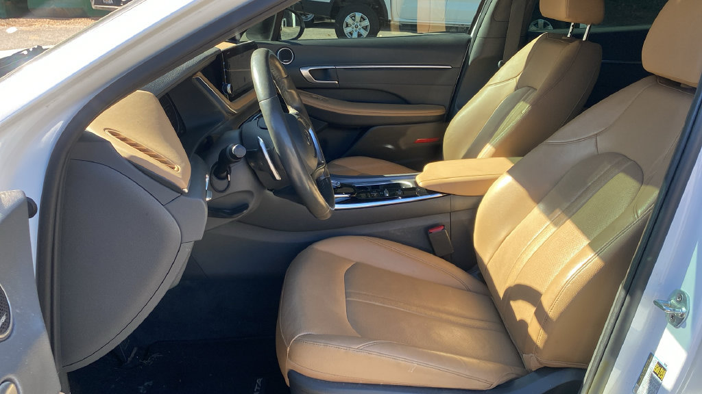 Used 2021 Hyundai Sonata Limited FWD image 16