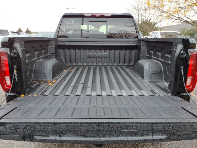 New 2026 GMC Sierra 1500 AT4 AWD/4WD image 22