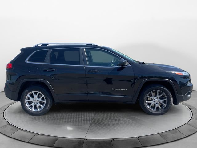 Used 2018 Jeep Cherokee Latitude Plus image 6