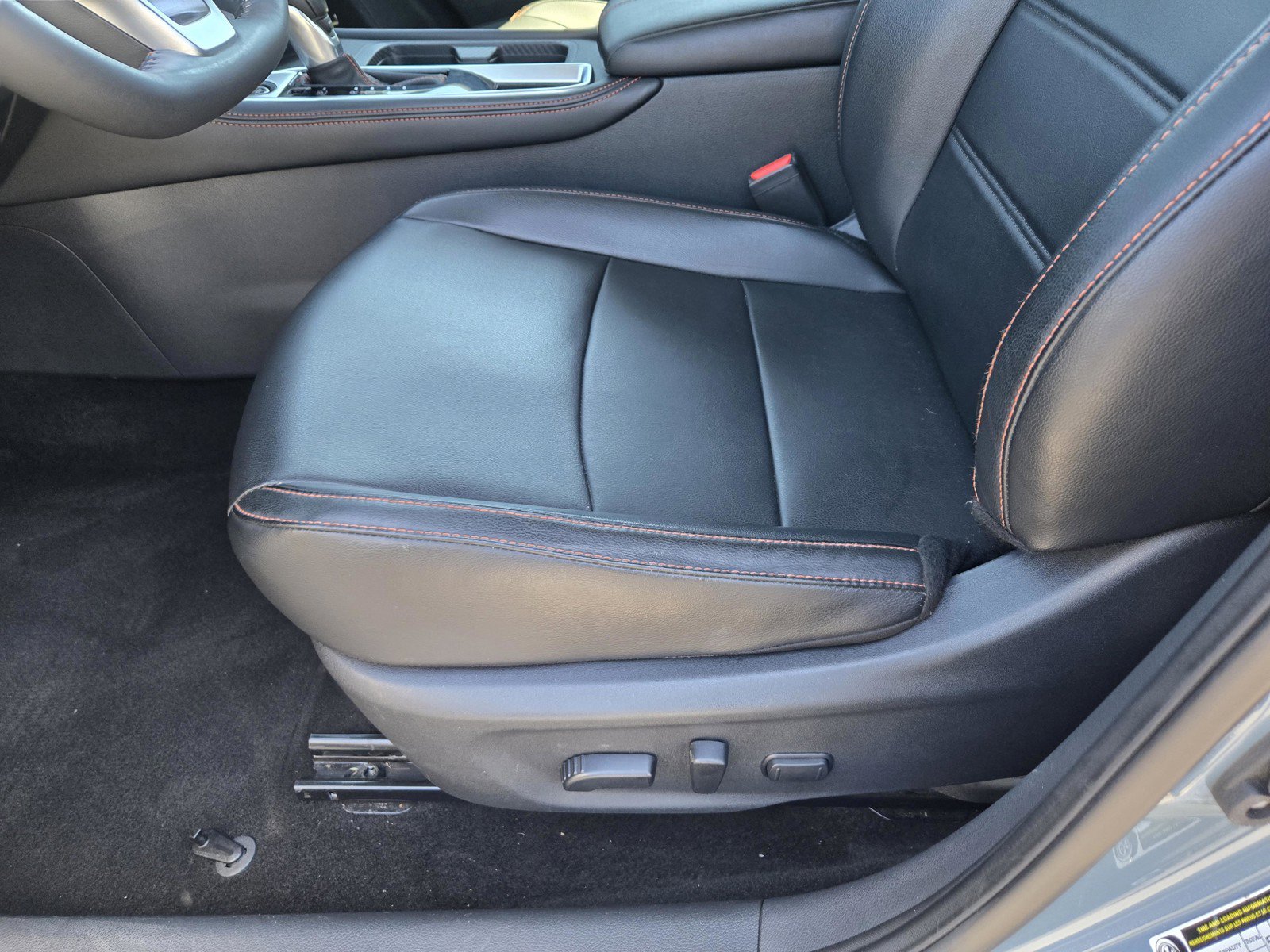Certified 2024 Nissan Sentra SR w/ SR Premium Package FWD image 15