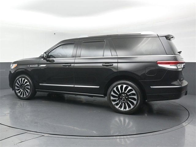 Used 2022 Lincoln Navigator Black Label image 5