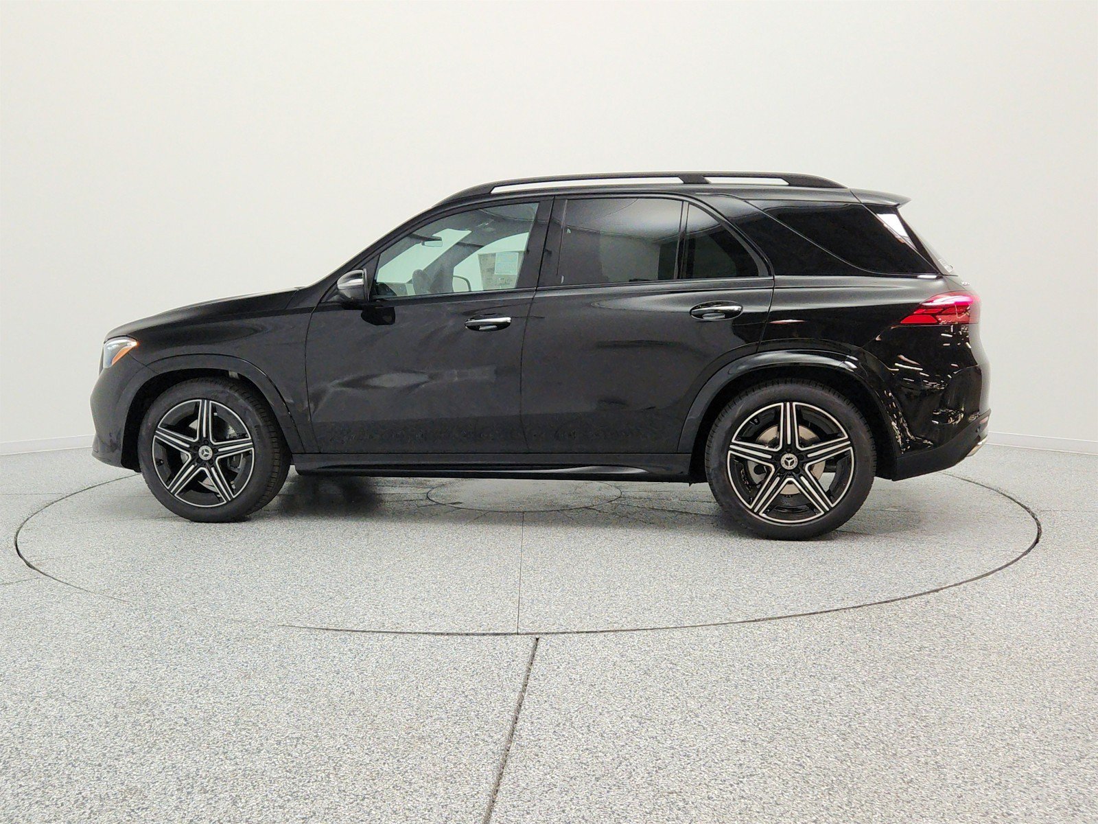 New 2026 Mercedes-Benz GLE 580 4MATIC image 8