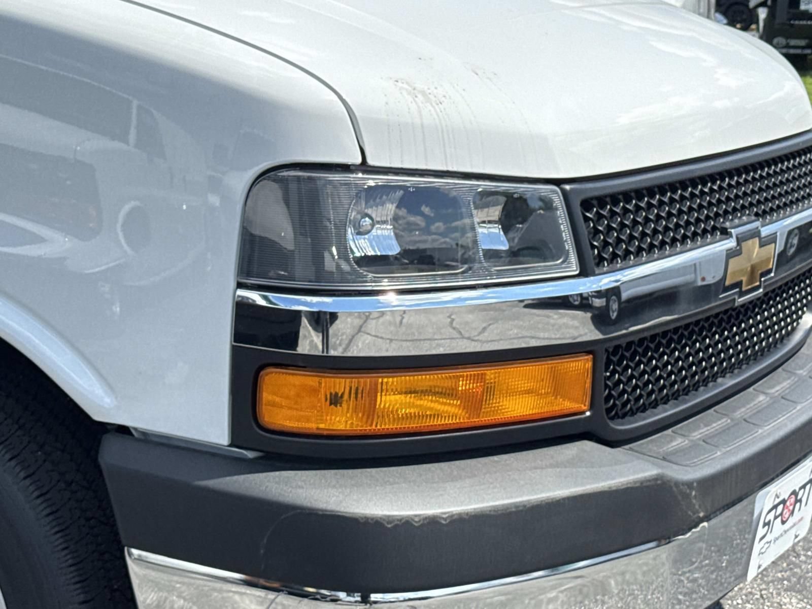 New 2026 Chevrolet Express 2500 Extended w/ Driver Convenience Package RWD image 7