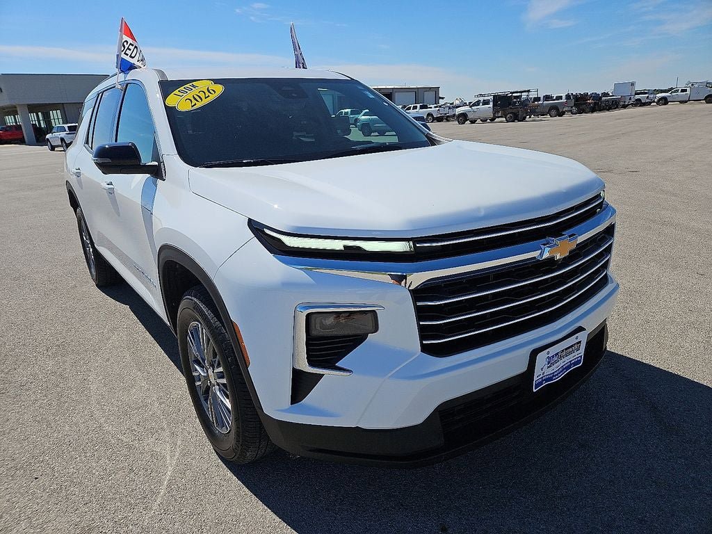 Used 2026 Chevrolet Traverse LT w/ Driver Confidence Package FWD image 11