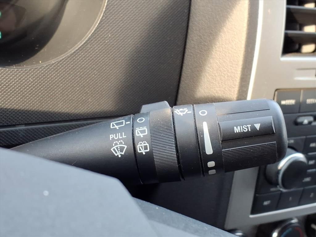 Used 2008 Dodge Nitro SXT w/ Sun & Wheels Group image 22