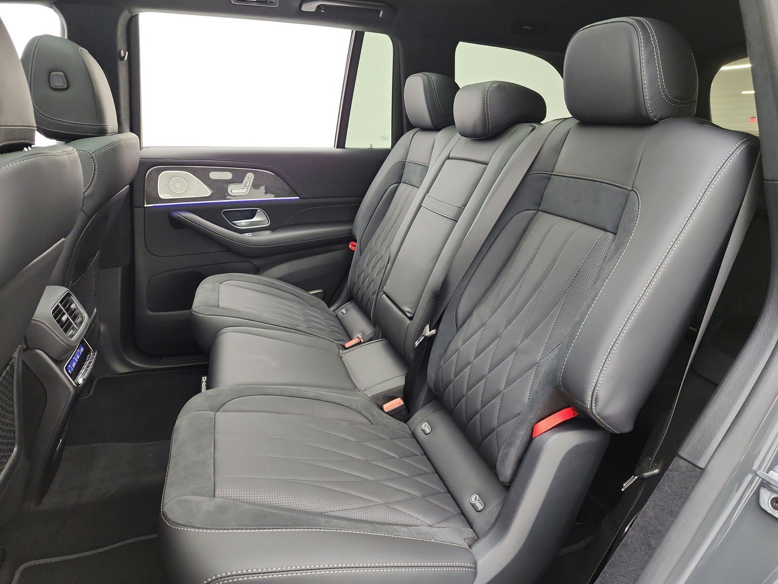 New 2026 Mercedes-Benz GLS 63 AMG 4MATIC image 11