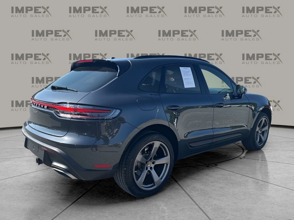Used 2023 Porsche Macan Turbo image 5