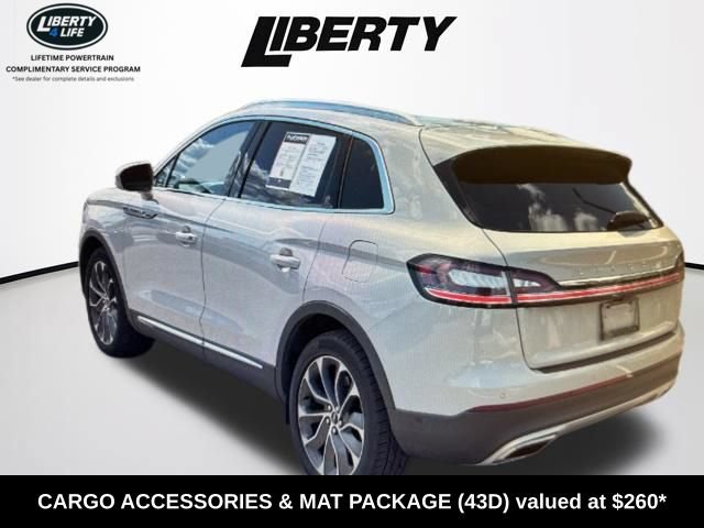 Used 2023 Lincoln Nautilus Reserve w/ Equipment Group 201A AWD/4WD image 5