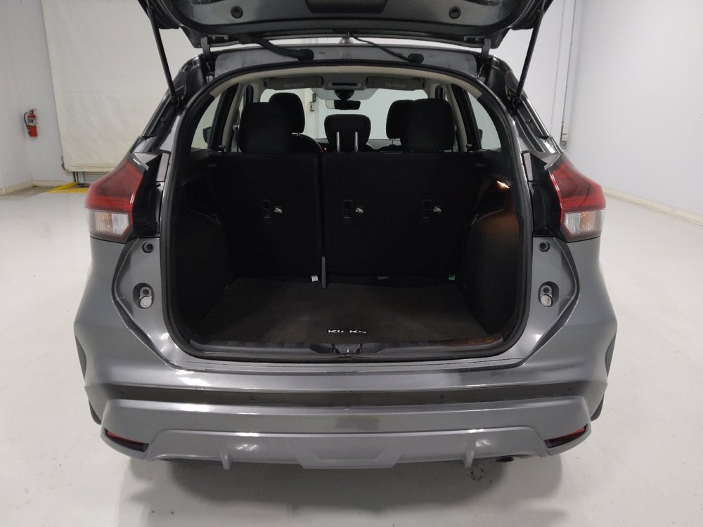 Used 2022 Nissan Kicks S w/ Interior Electronics Package FWD image 29