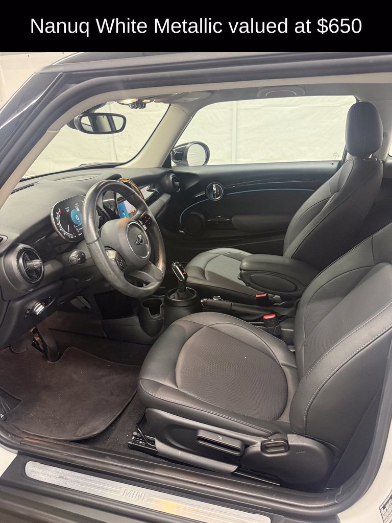 Used 2024 MINI Cooper 2-Door Hardtop FWD image 4