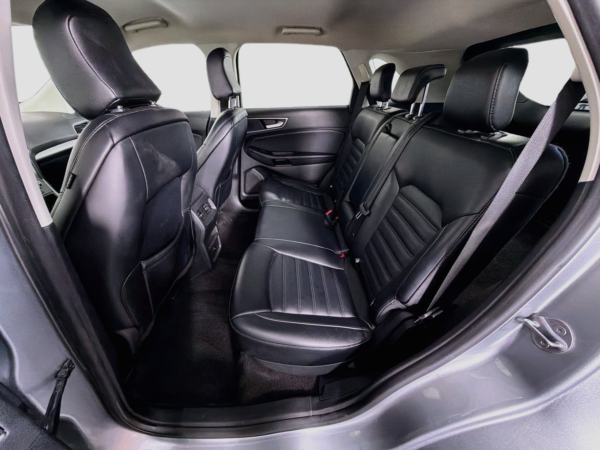 Used 2024 Ford Edge SEL AWD/4WD image 29