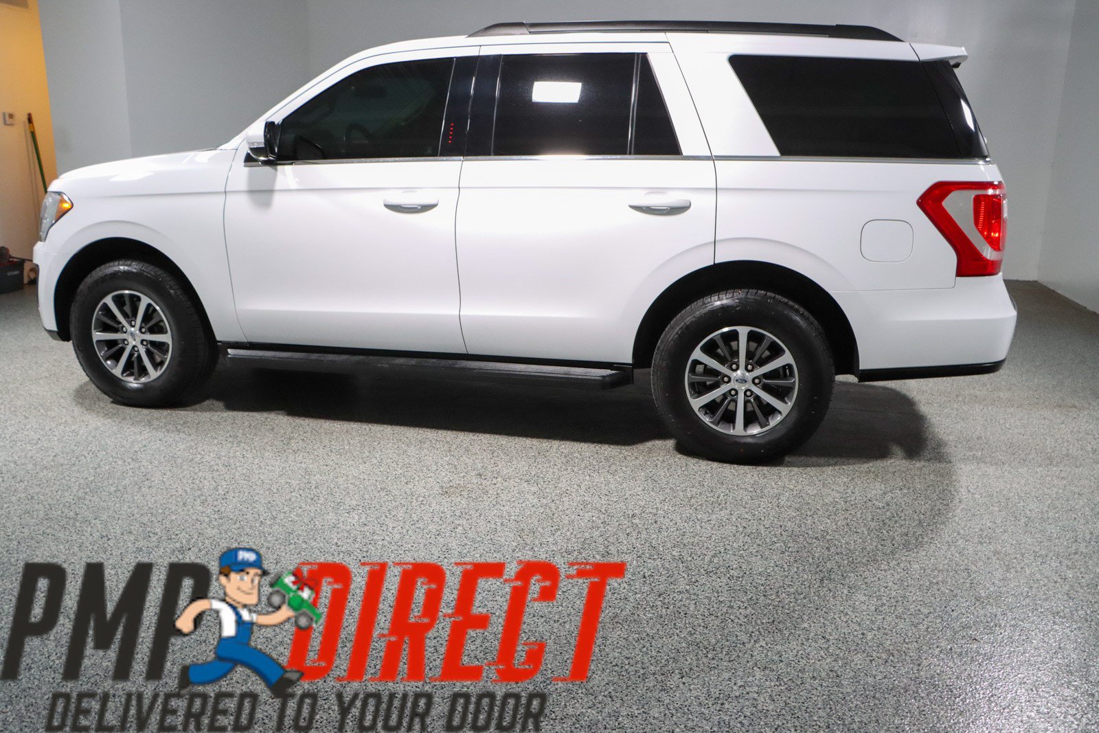 Used 2019 Ford Expedition XLT w/ Equipment Group 201A AWD/4WD image 10