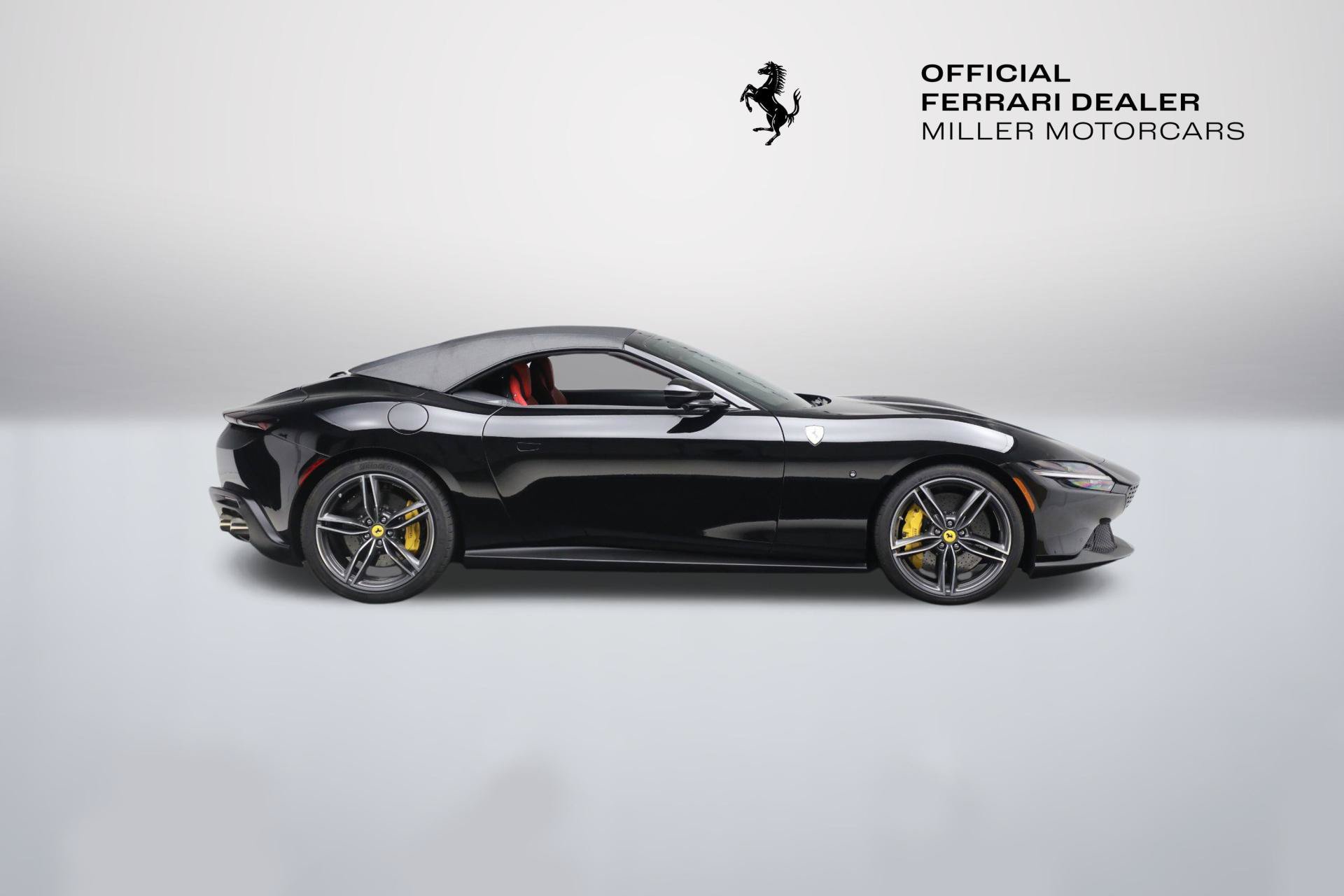 Certified 2024 Ferrari Roma Spider RWD image 22