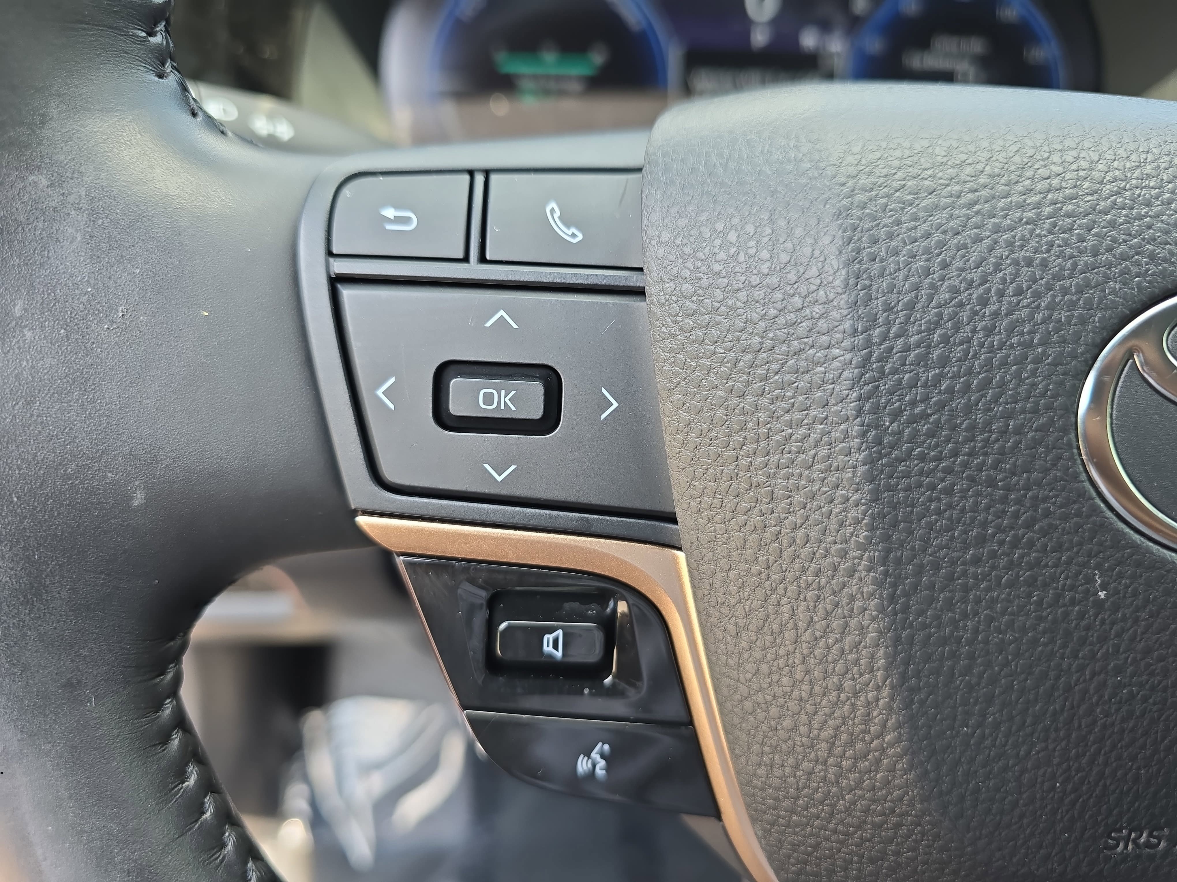 Certified 2023 Toyota Crown Platinum AWD/4WD image 18